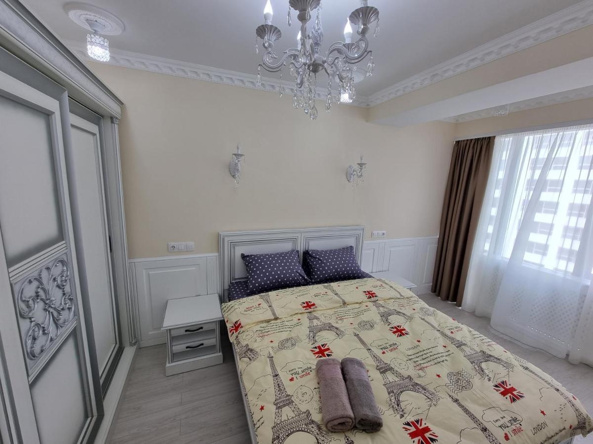 Tourist Grand Apartments Ultracentral Kischinau Exterior foto